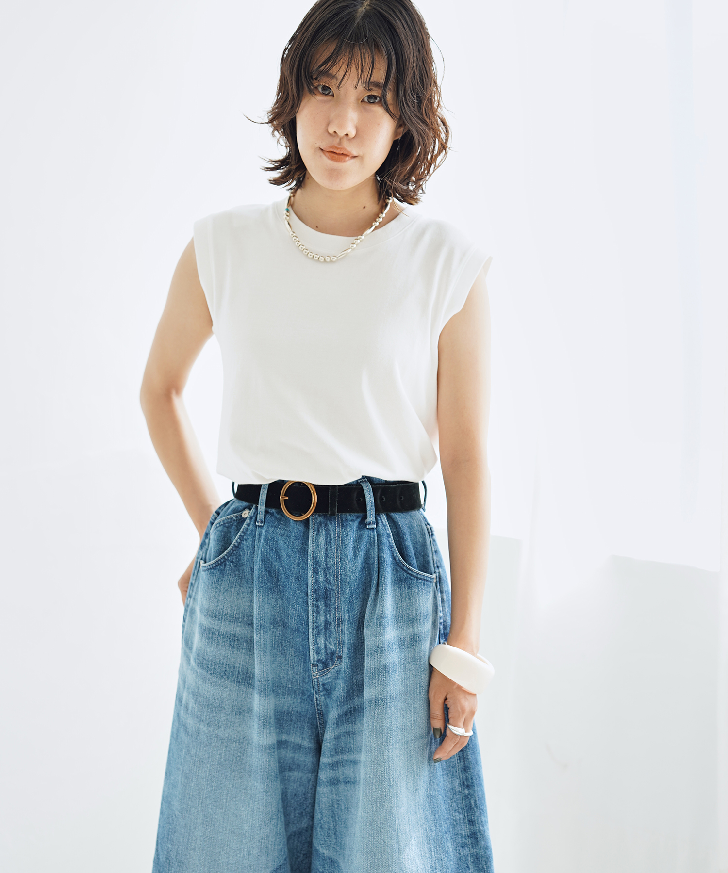 スリーブレスTシャツ