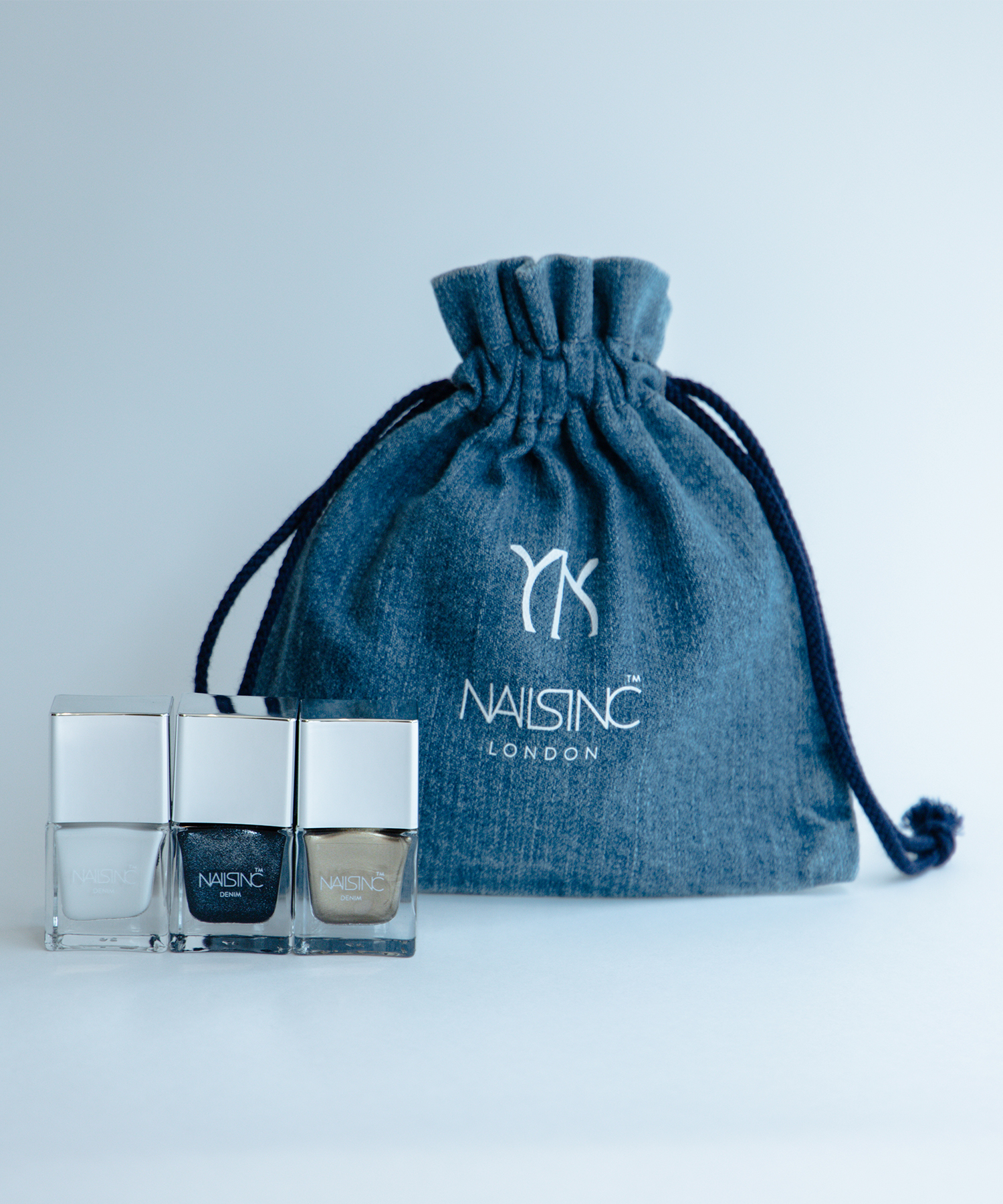 NAILSINC×YANUK 
